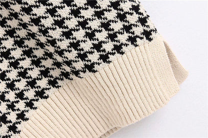 Beautifully Finished Coat in a Timeless Design