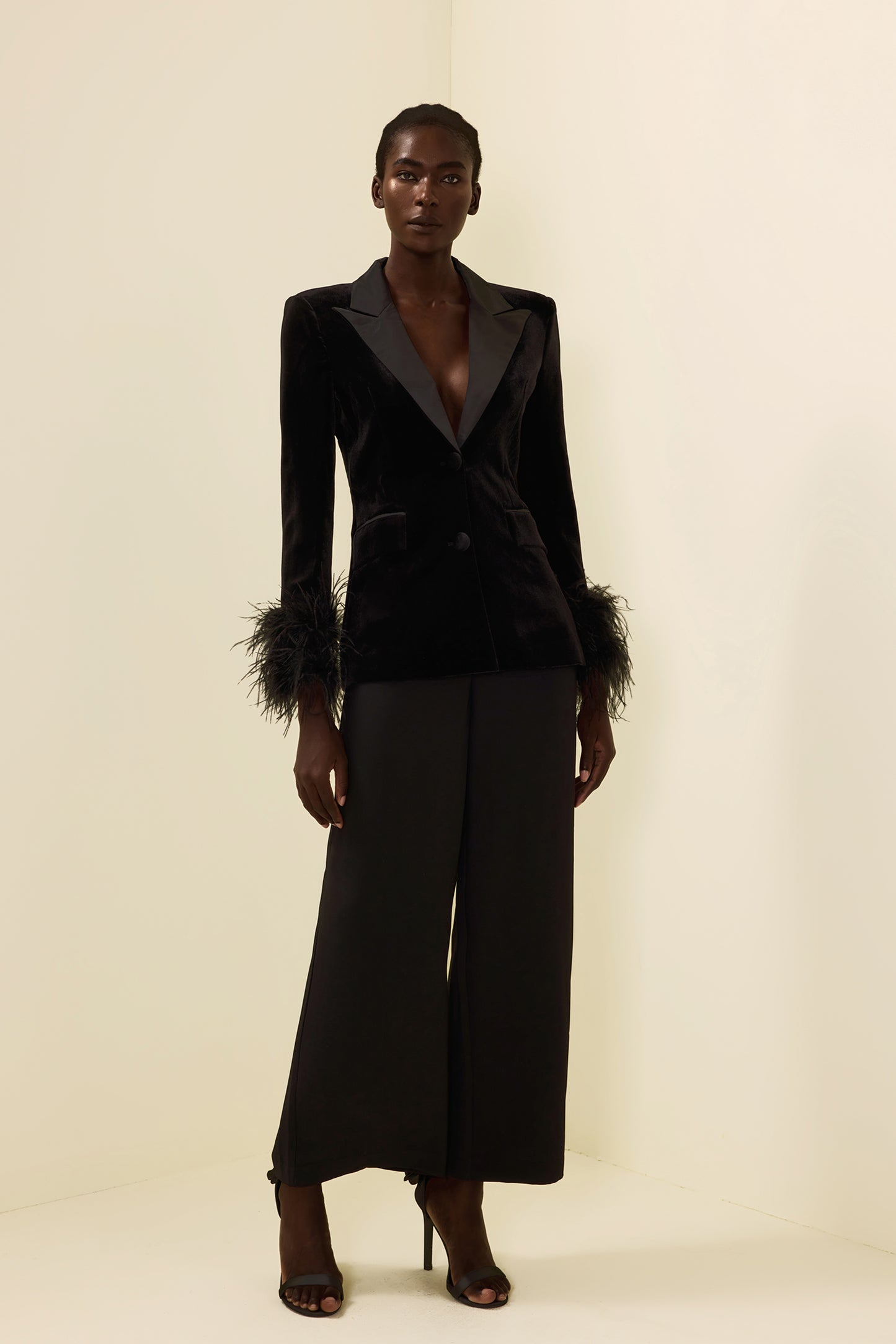 Effortlessly Elegant Garment with a Timeless Design