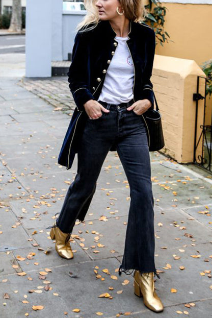 Elegantly Styled Coat for Everyday Wear