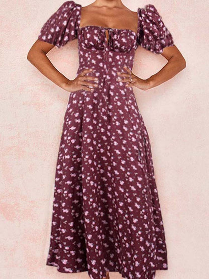 Classic Vintage Dress with a Flattering Fit