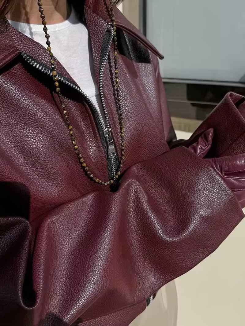 Effortlessly Elegant Jacket with a Timeless Design