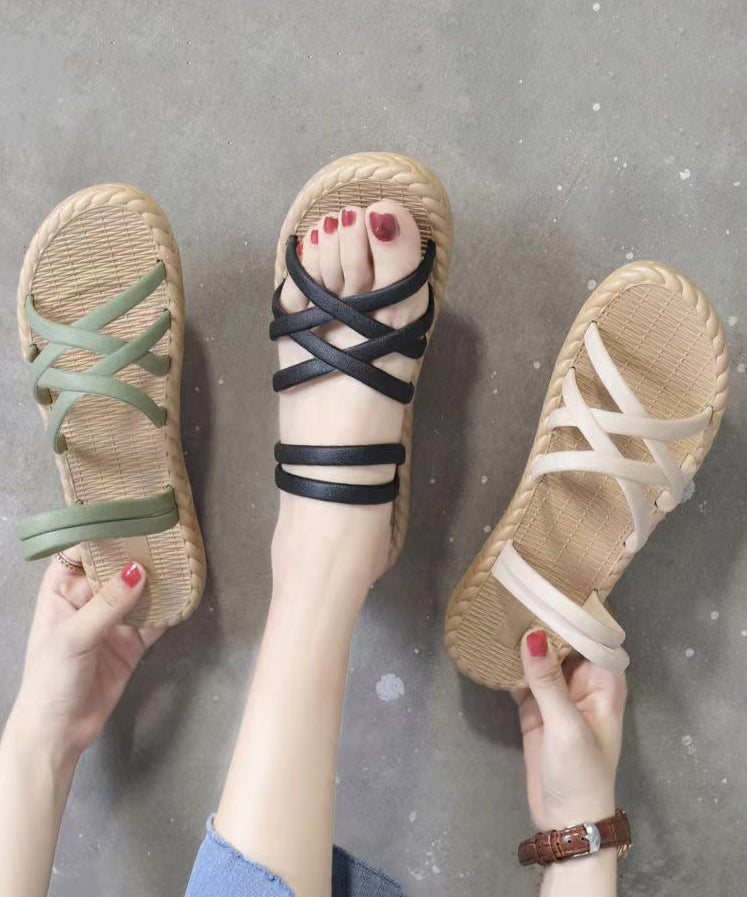 Well Tailored Sandals with a Graceful Silhouette