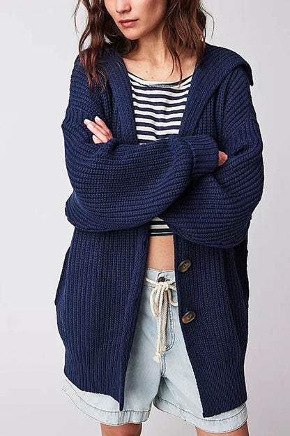 Effortlessly Elegant Cardigan with a Timeless Design