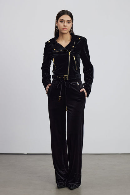 Beautifully Balanced Top with Timeless Character