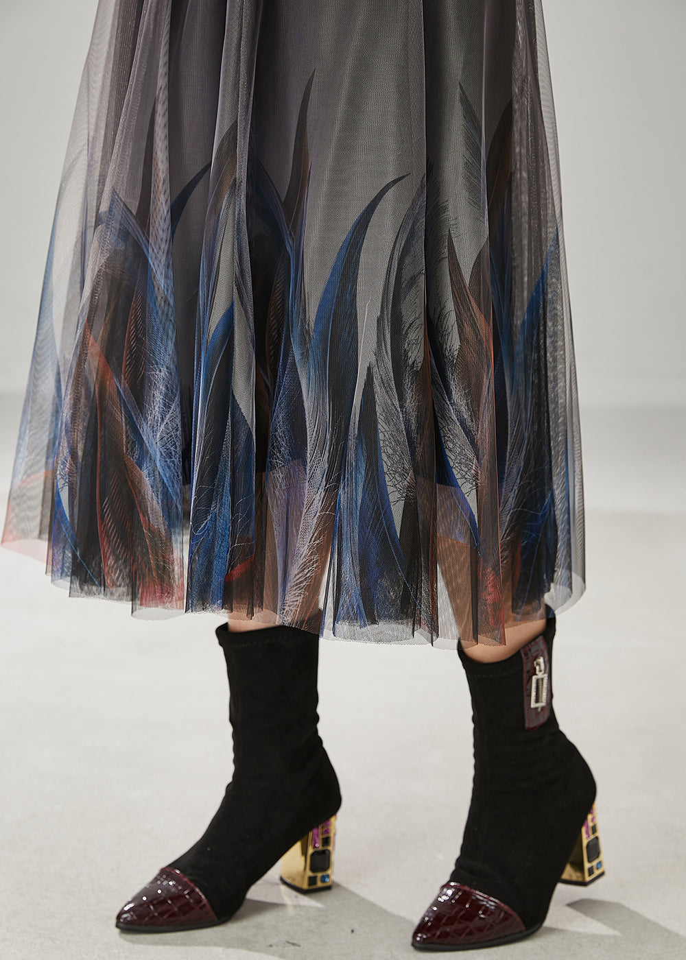 Effortlessly Elegant Garment with a Timeless Design