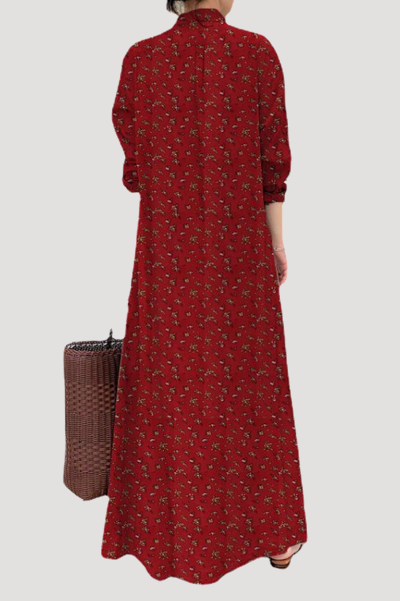 Beautifully Finished Dress in a Timeless Design