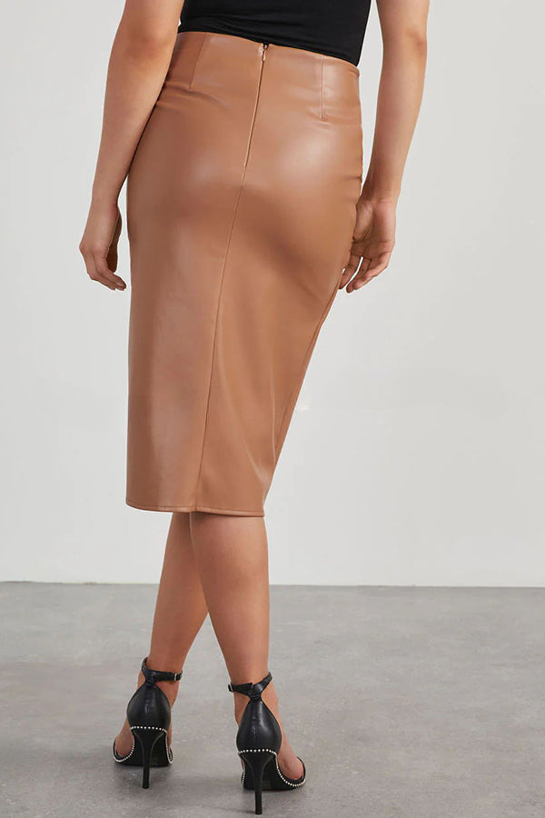 Beautifully Finished Garment in a Timeless Design