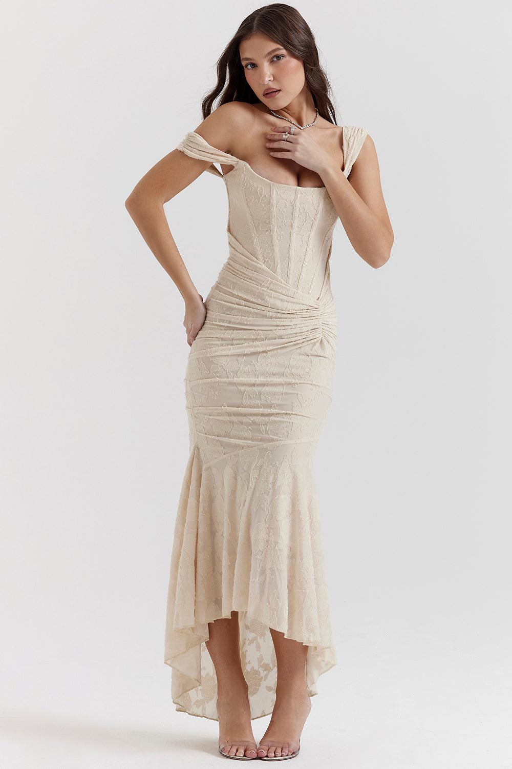 Gracefully Styled Dress for Any Occasion