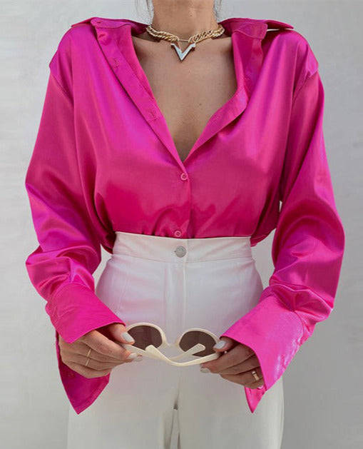 Well Tailored Blouse with a Graceful Silhouette
