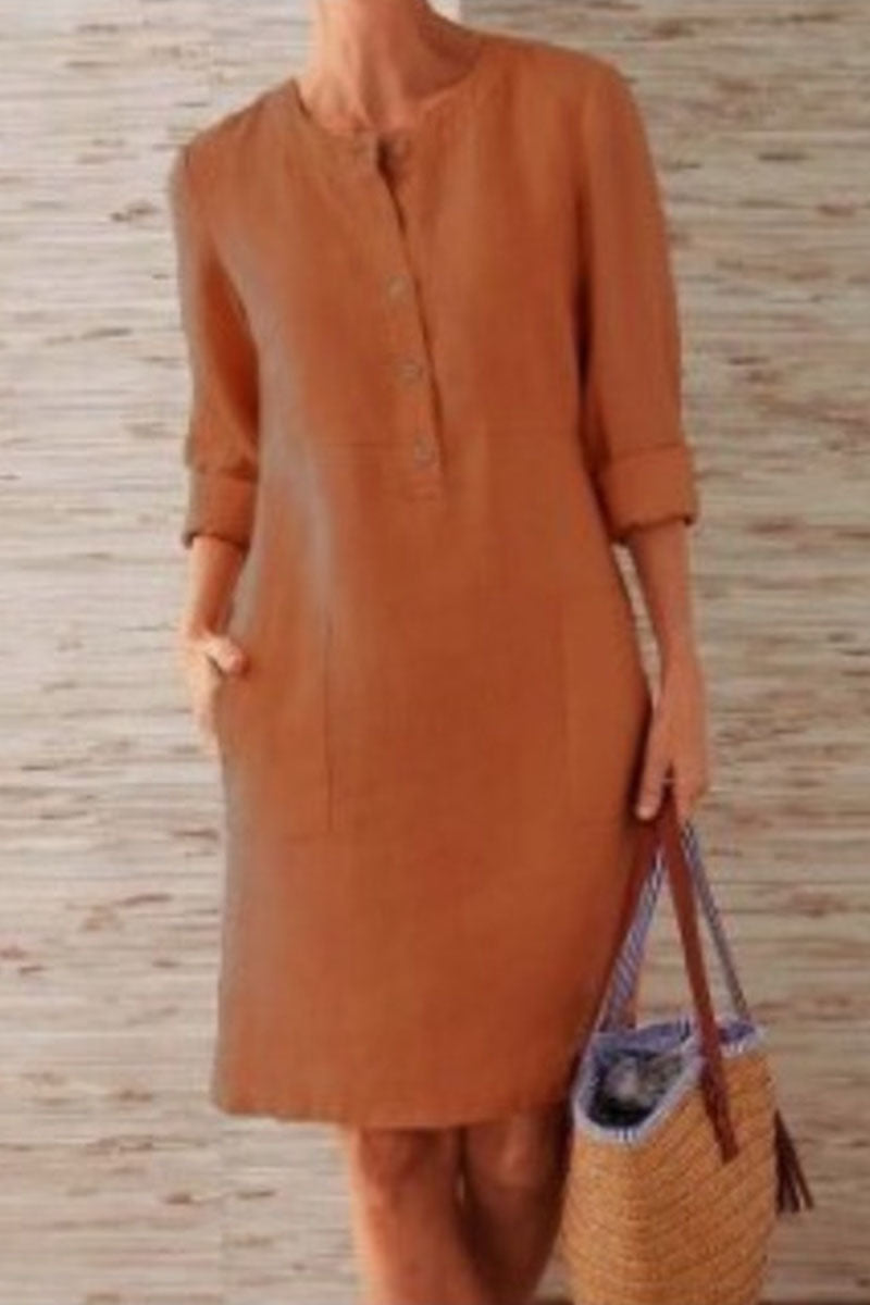 Effortlessly Elegant Dress with a Timeless Design
