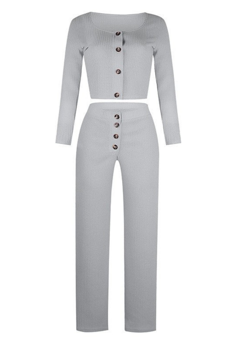Polished Pants with an Effortless Classic Look