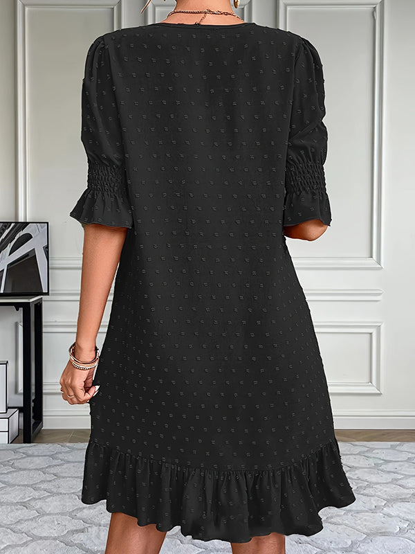 Classic Vintage Dress with a Flattering Fit