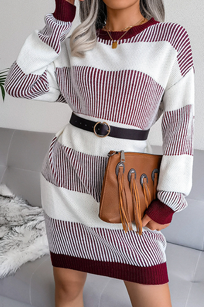 Classic Vintage Sweater with a Flattering Fit
