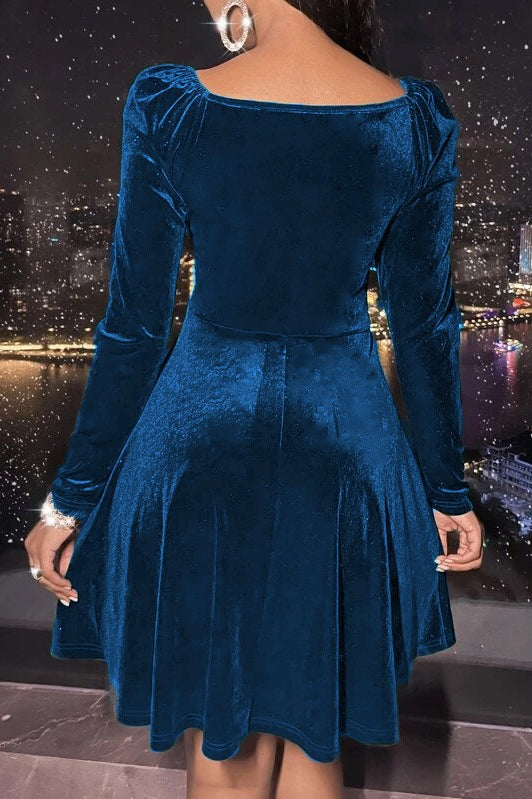 Classic Vintage & Enduringly Stylish Dress