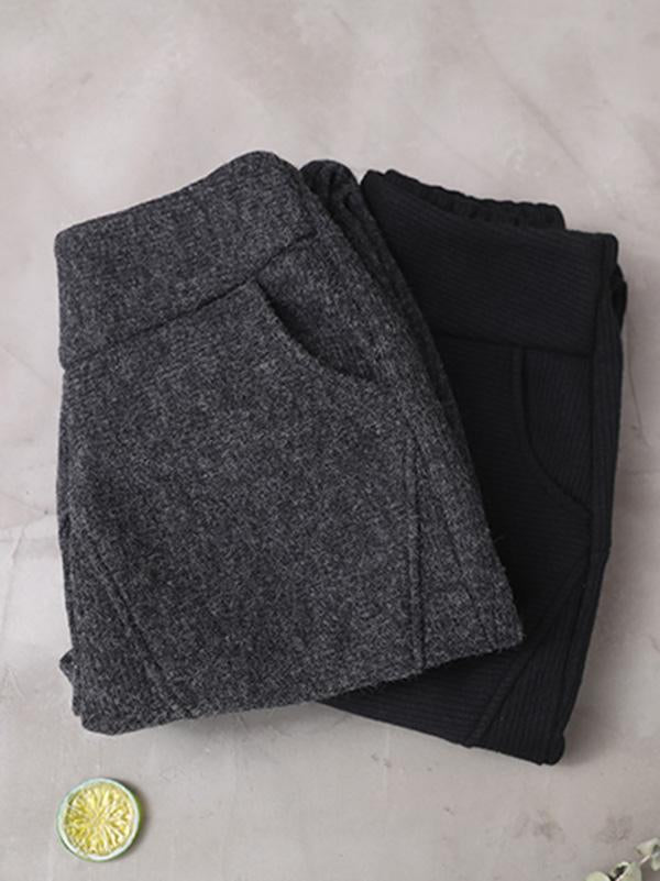 Classic Vintage Pants with a Flattering Fit