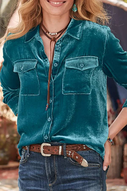 Classic Vintage Blouse with a Flattering Fit