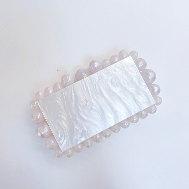 Polished Bag with an Effortless Classic Look