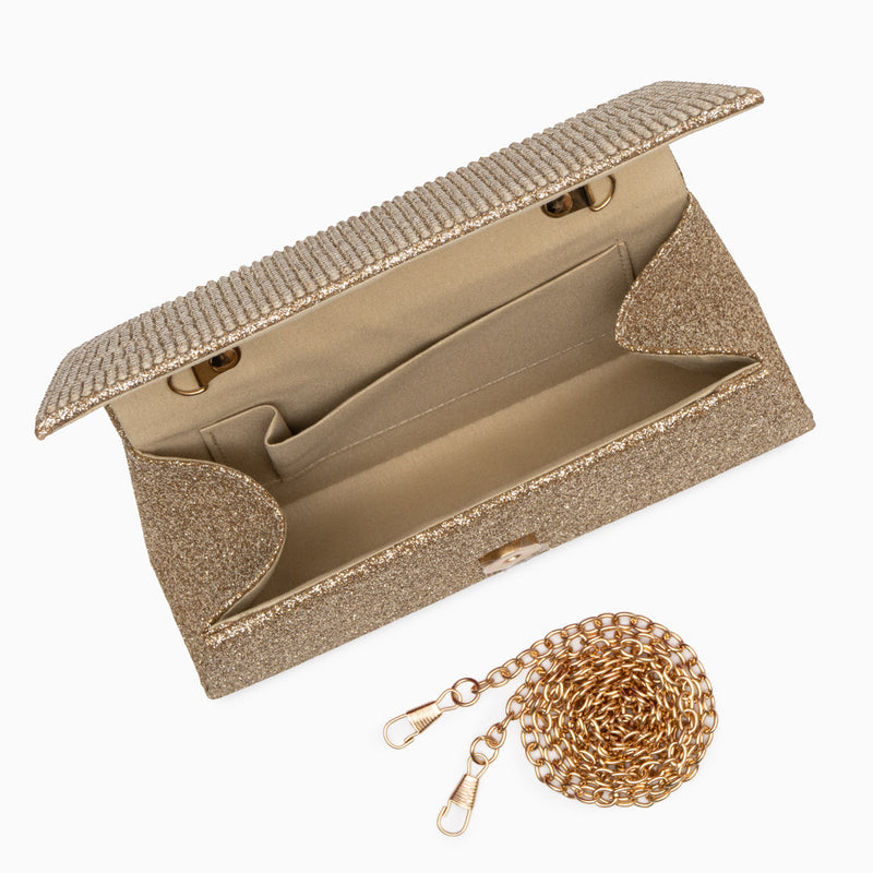 Beautifully Finished Bag in a Timeless Design