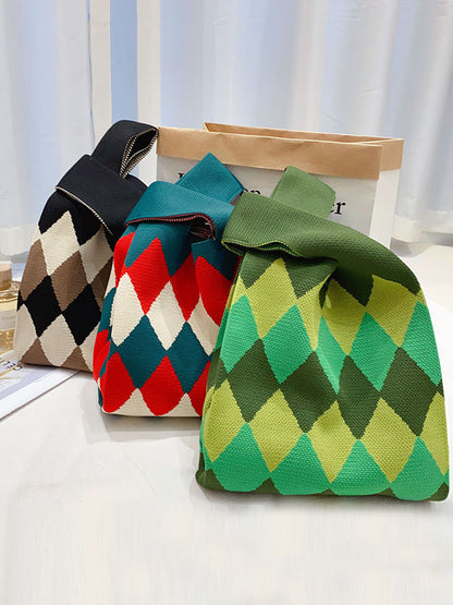 Sophisticated Bag with a Clean Classic Look