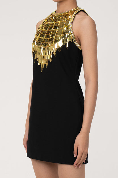 Beautifully Crafted Dress in a Classic Style