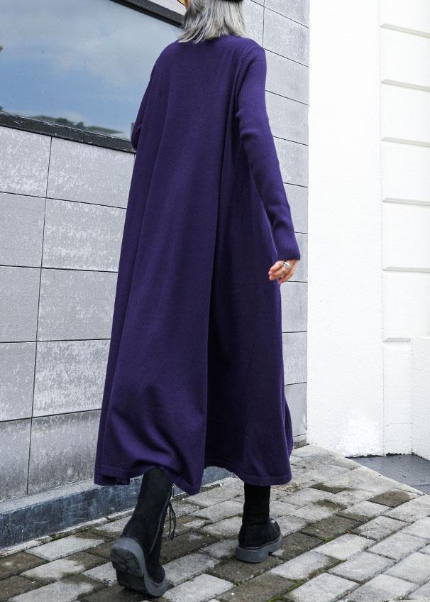 Well Tailored Sweater with a Graceful Silhouette