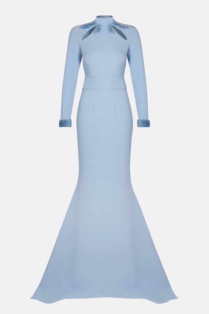 Beautifully Crafted Dress in a Classic Style
