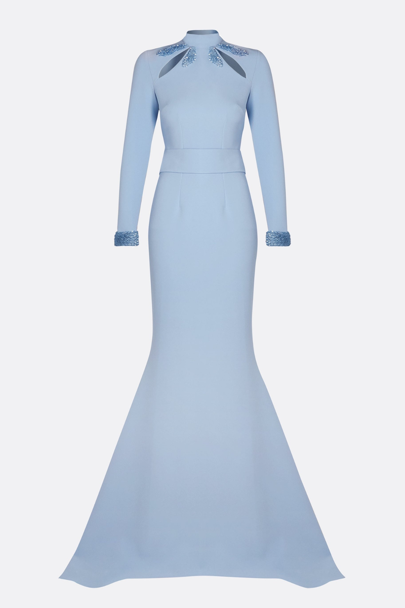 Beautifully Crafted Dress in a Classic Style