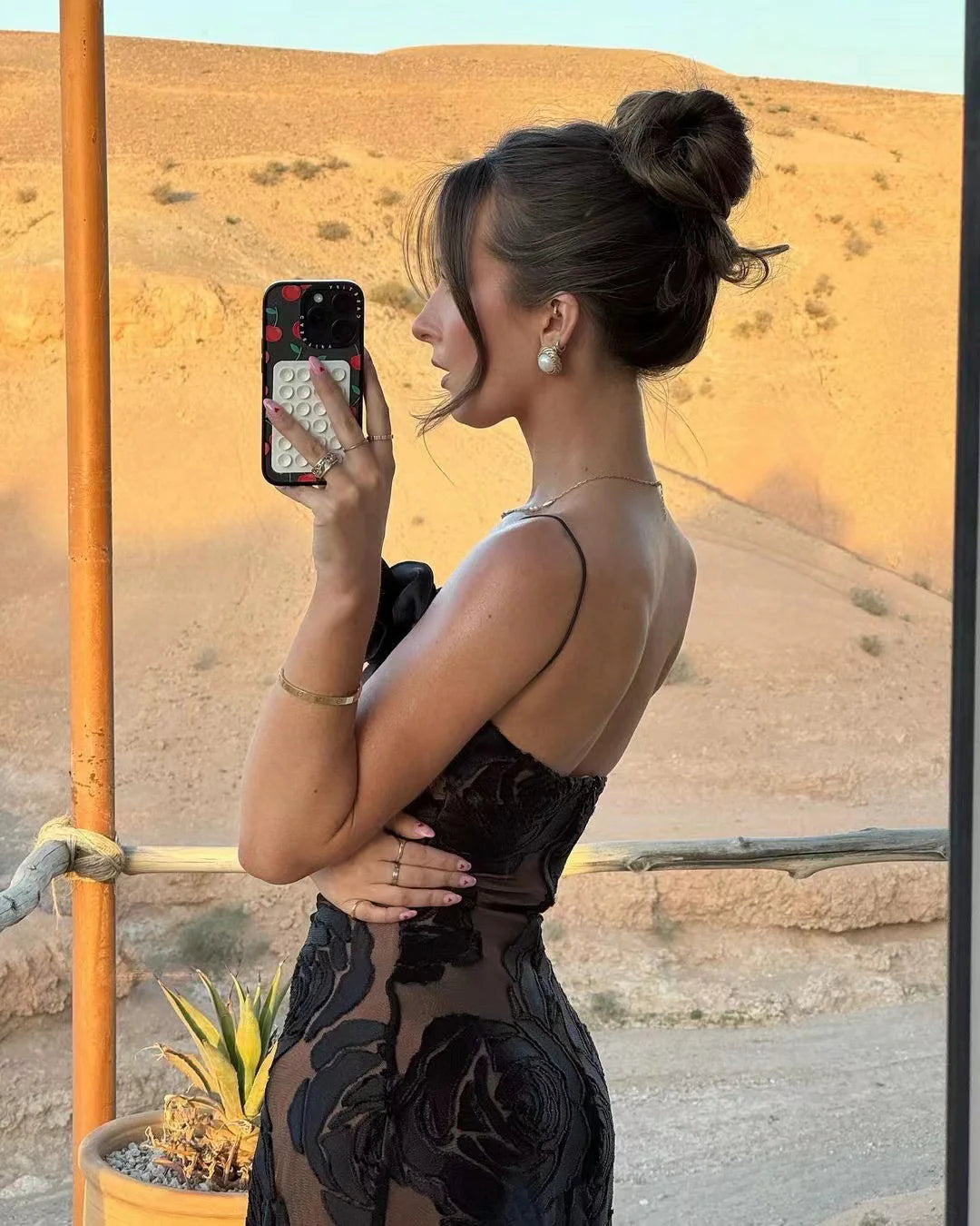 Gracefully Styled Dress for Any Occasion