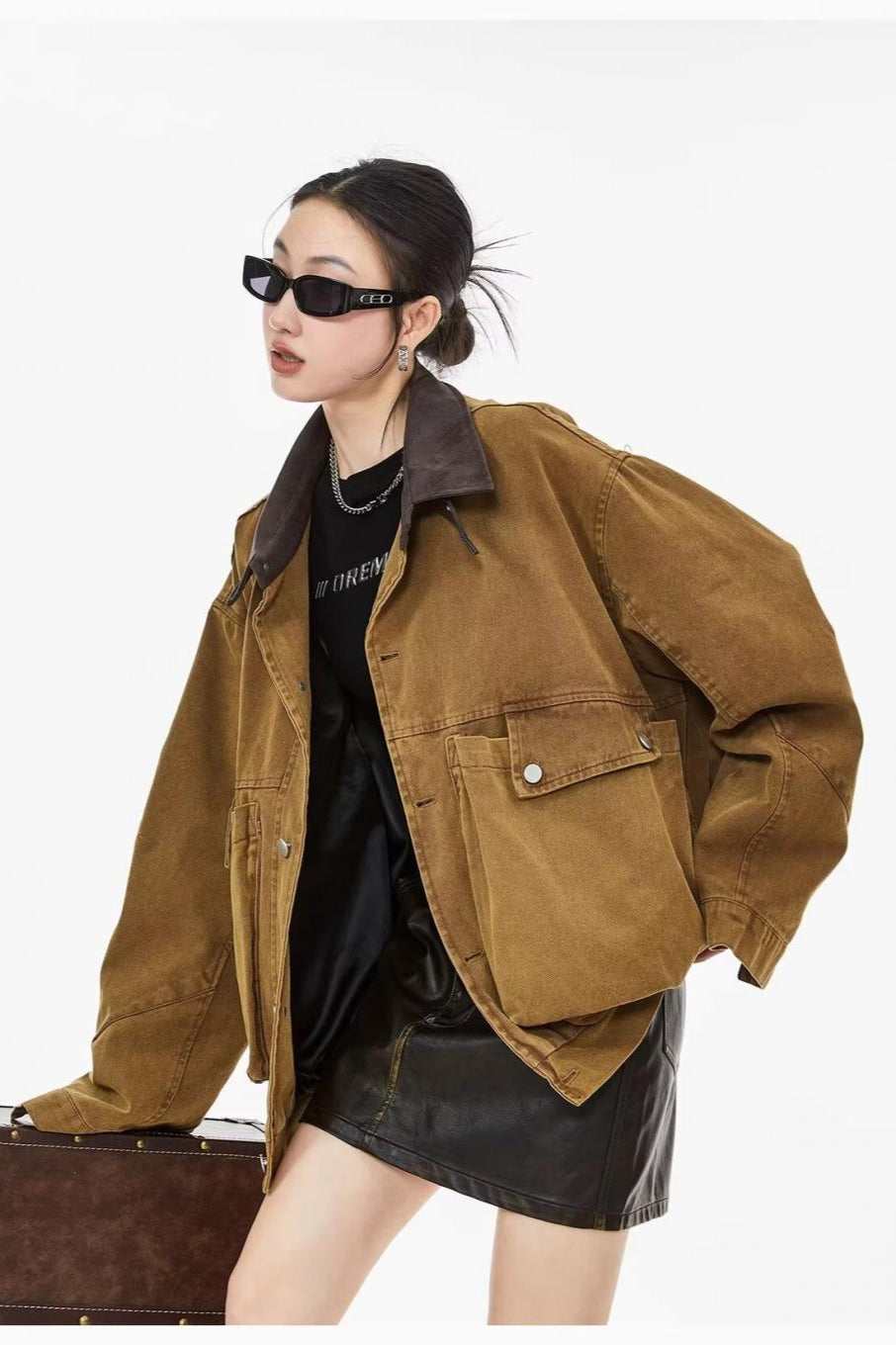 Well Tailored Jacket with a Graceful Silhouette