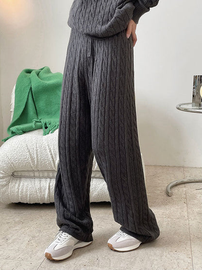 A Vintage Style Pants with Delicate Timeless Details