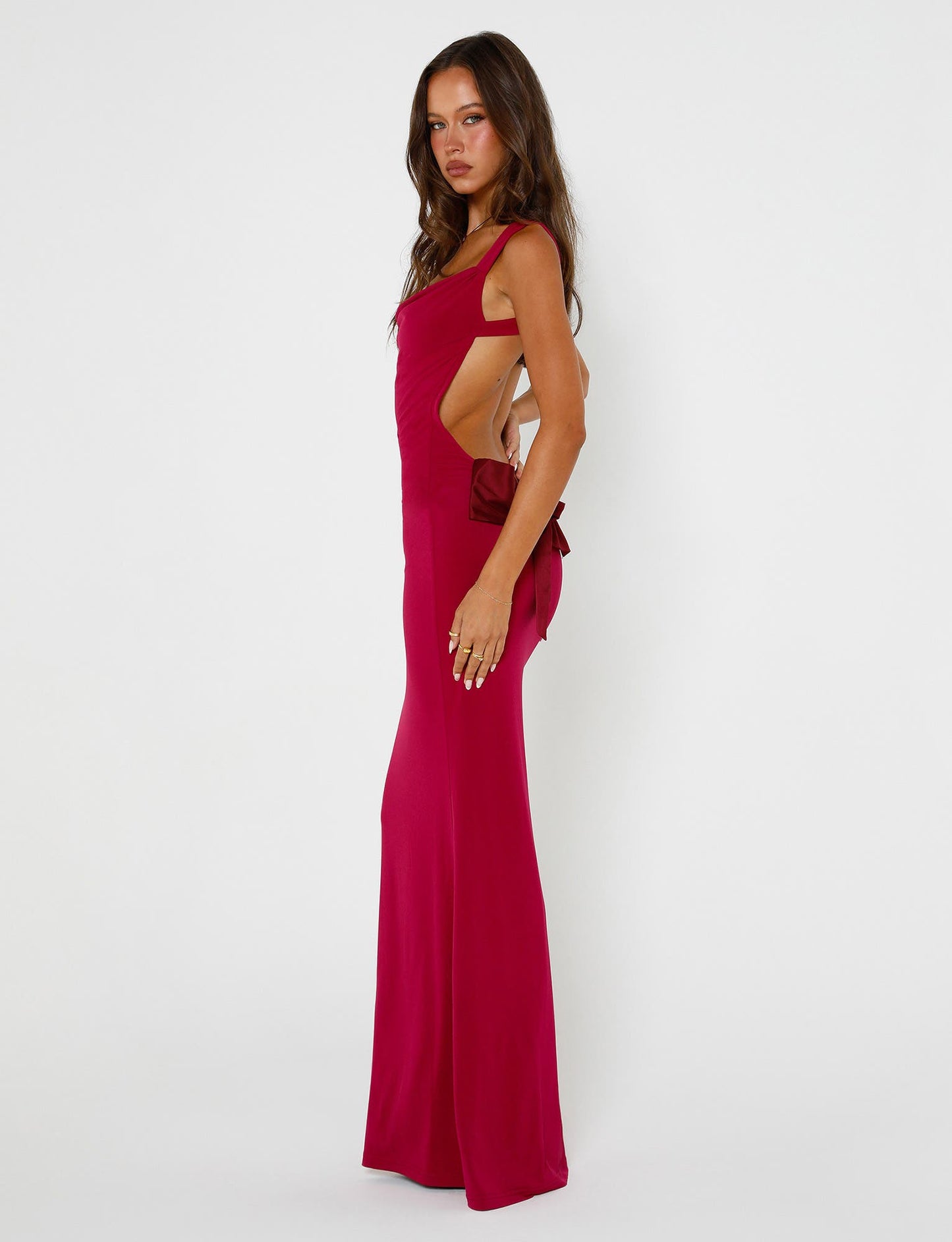 Gracefully Styled Dress for Any Occasion