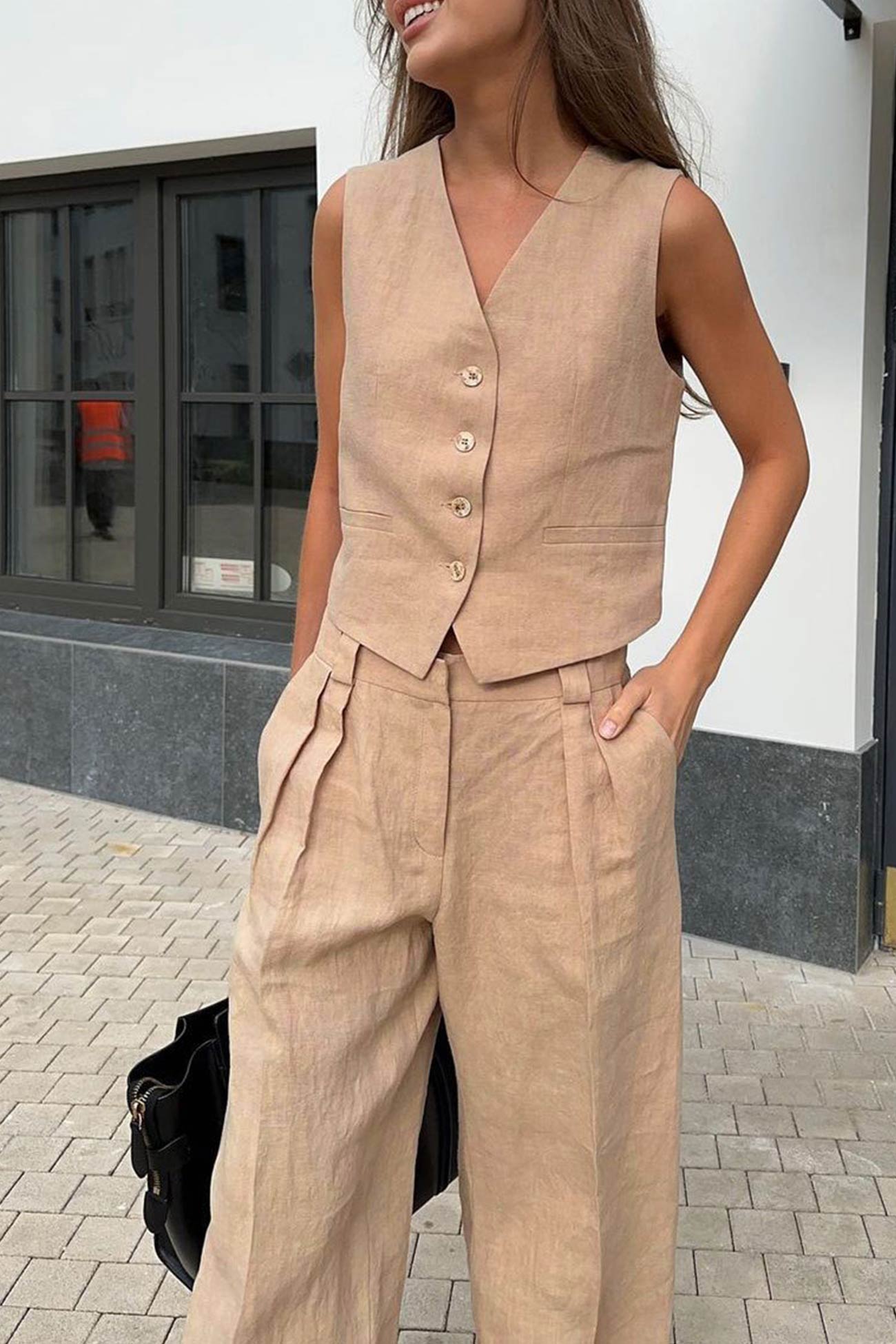 Elegantly Styled Pants for Everyday Wear