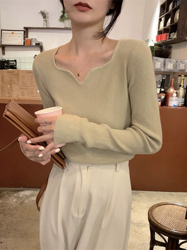 Elegantly Styled Sweater for Everyday Wear