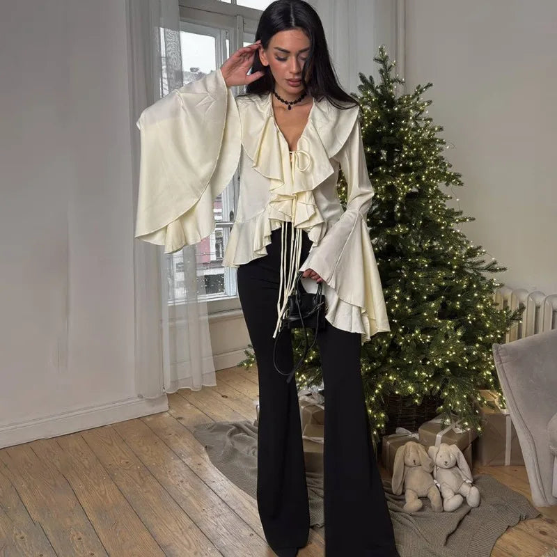 Sophisticated Blouse with a Clean Classic Look