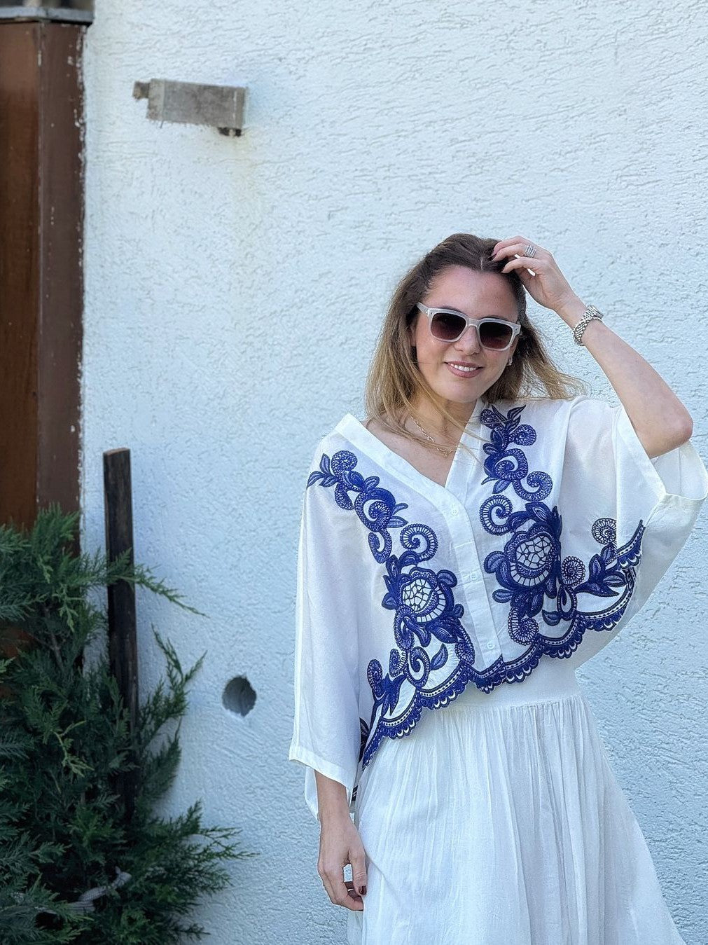 Beautifully Crafted Blouse in a Classic Style
