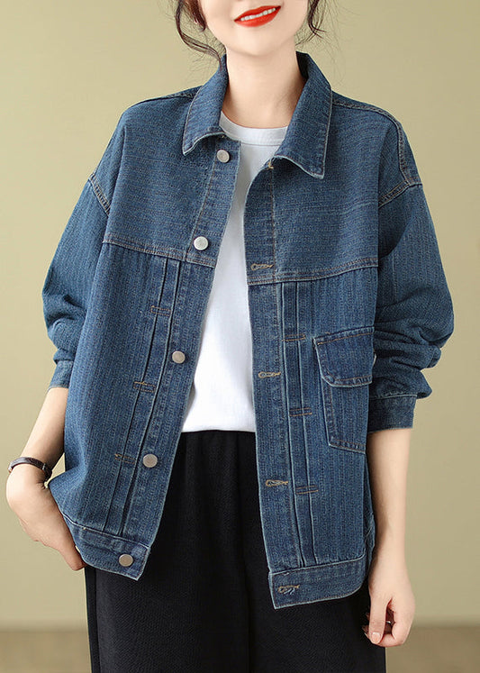 Effortlessly Elegant Coat with a Timeless Design