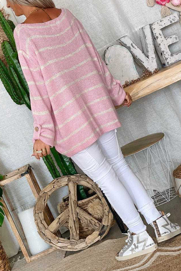 Effortlessly Elegant Sweater with a Timeless Design