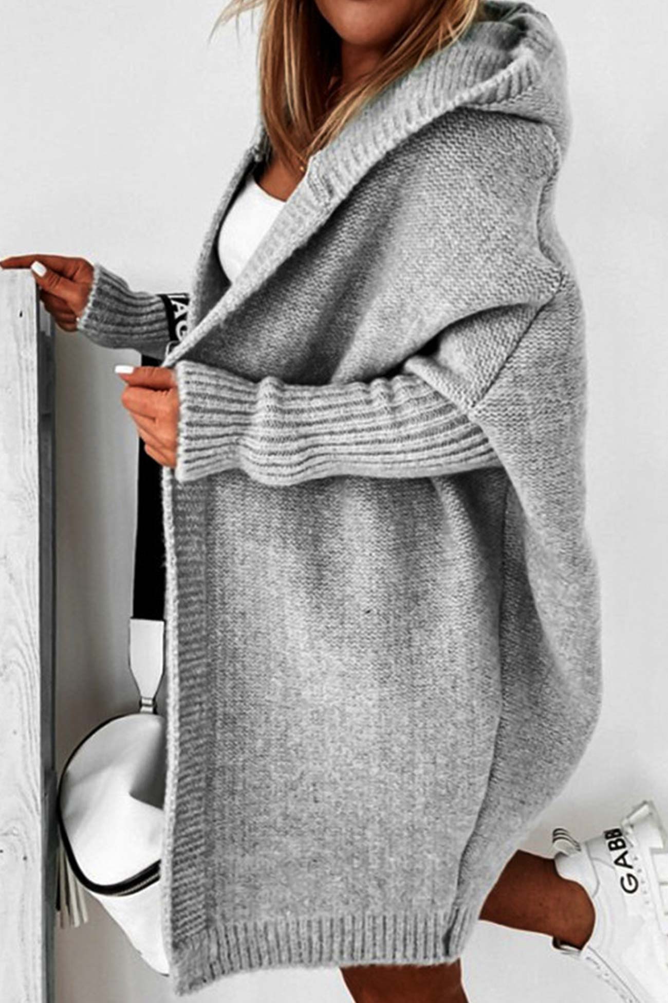 Classic Vintage & Enduringly Stylish Cardigan