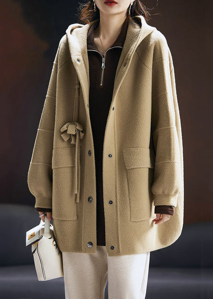 Beautifully Finished Coat in a Timeless Design