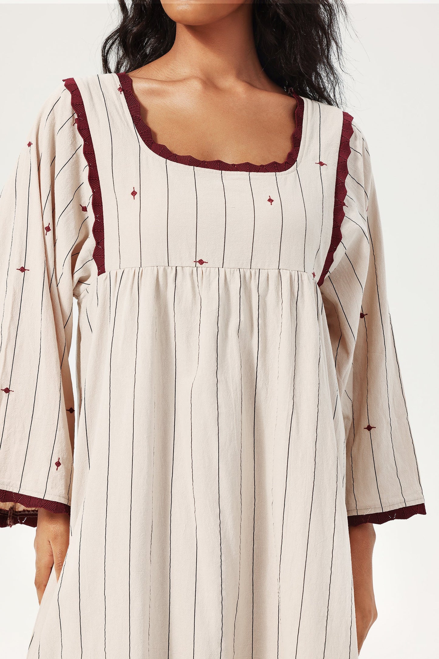 Beautifully Crafted Dress in a Classic Style