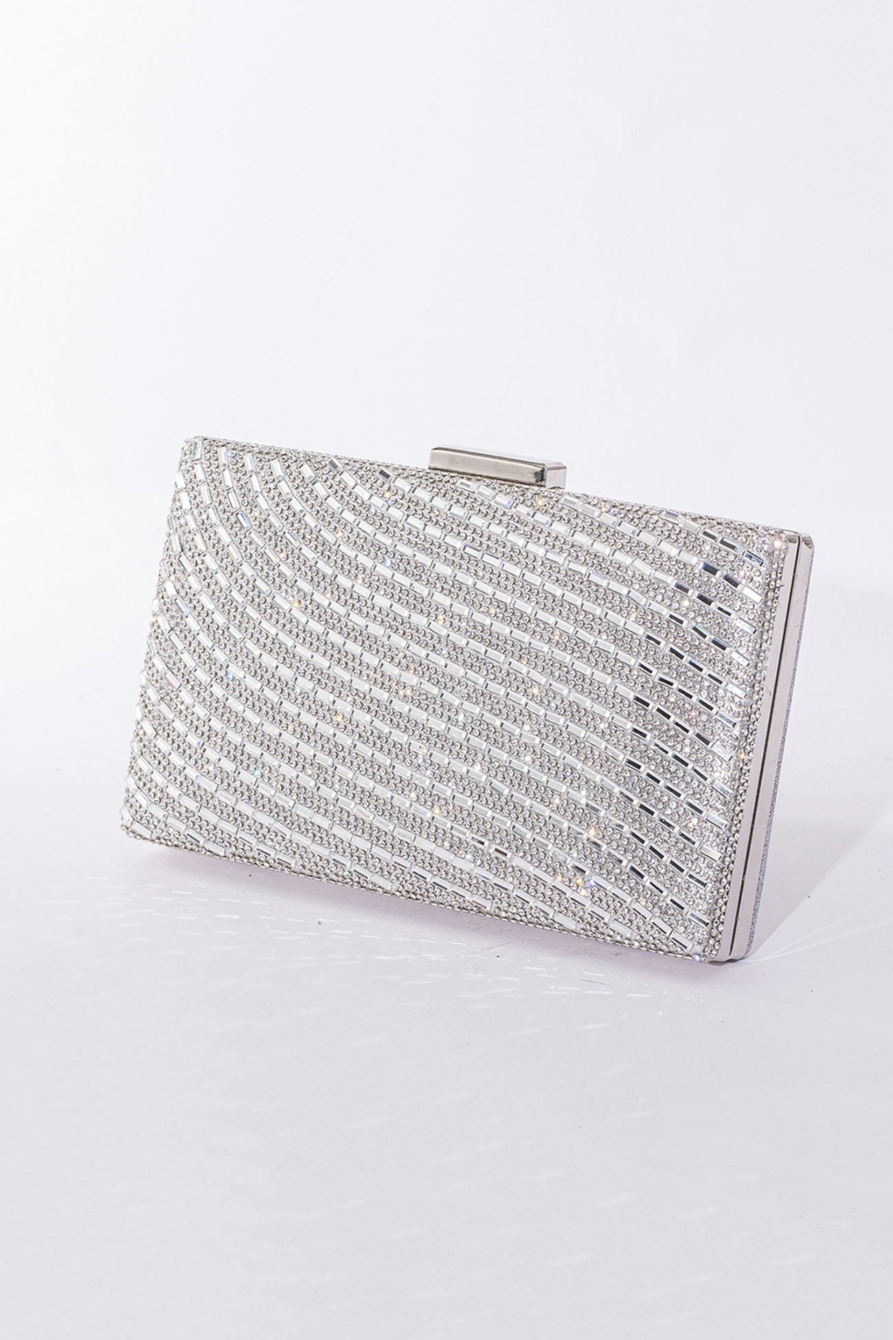 Beautifully Finished Bag in a Timeless Design