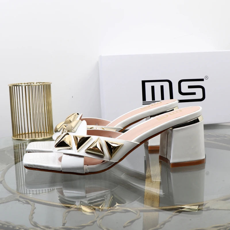 Beautifully Finished Heels in a Timeless Design