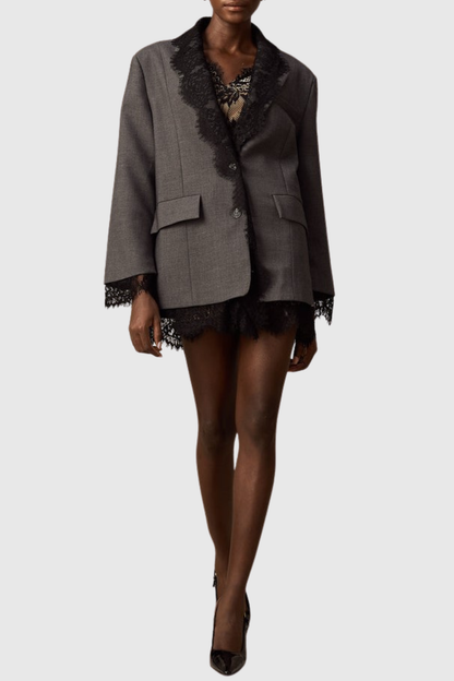 Sophisticated Garment with a Clean Classic Look
