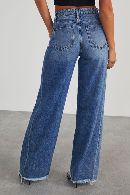 Classic Vintage Pants with a Flattering Fit