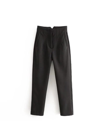 Beautifully Crafted Pants in a Classic Style