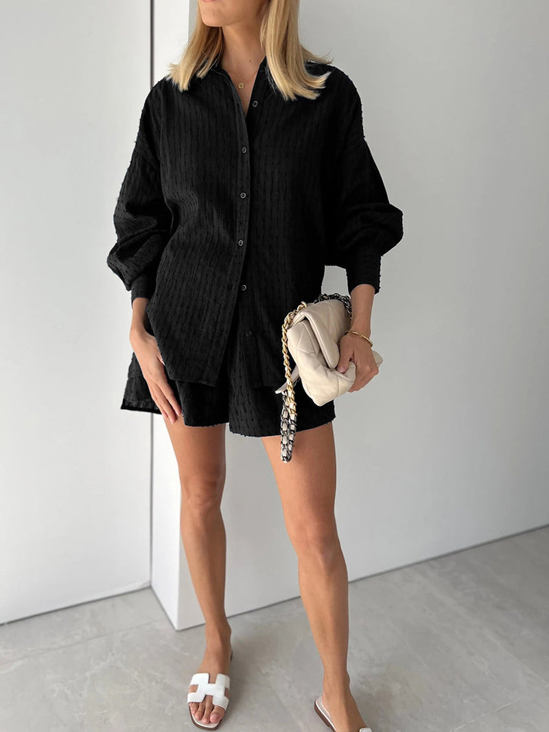 Classic Vintage Shirt with a Flattering Fit