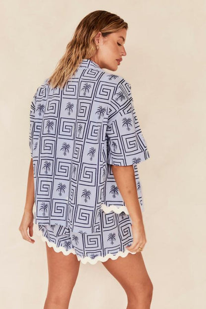 Beautifully Finished Shirt in a Timeless Design