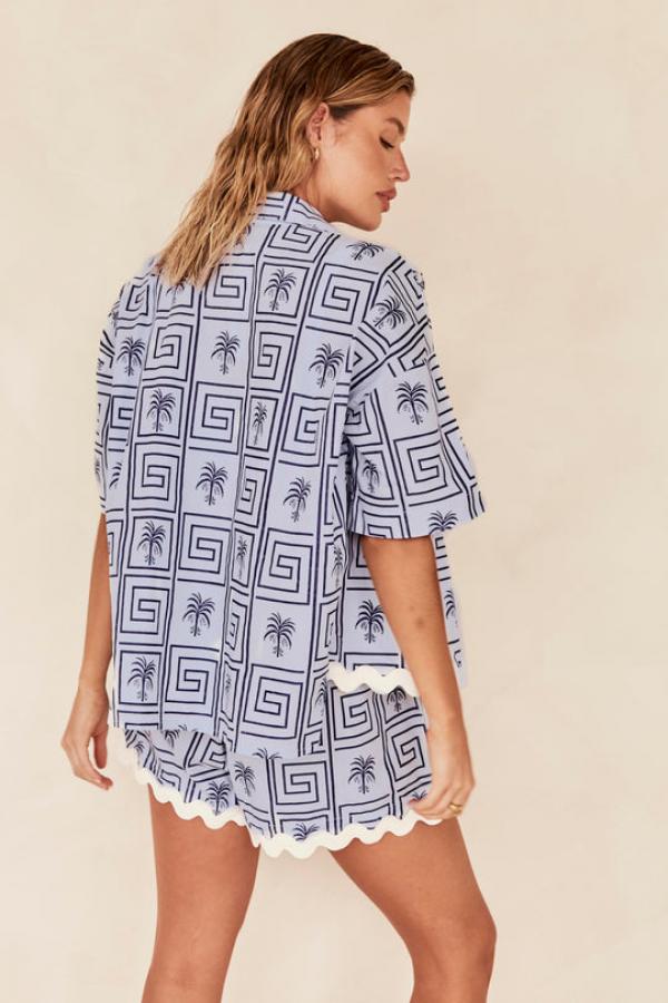 Classic Vintage & Enduringly Stylish Shirt
