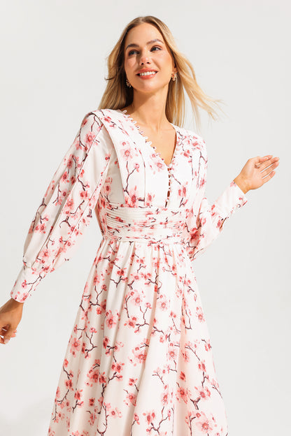 Sophisticated Dress with a Clean Classic Look