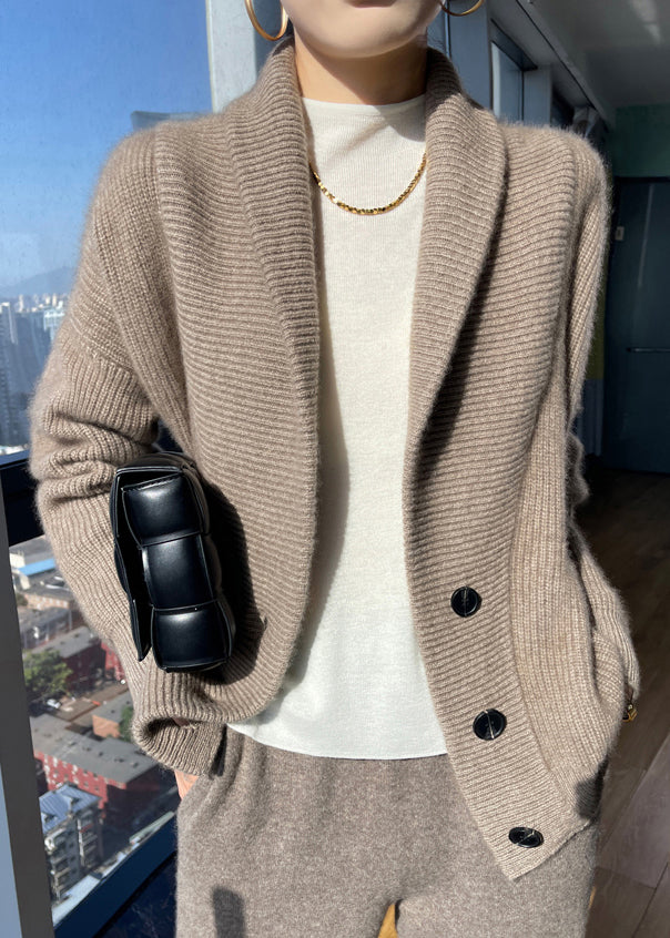 Beautifully Finished Cardigan in a Timeless Design
